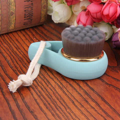 Soft Charcoal Facial Cleansing Brush